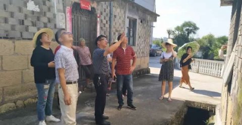 【香蕉视频一区门业】扶贫济困做慈善 携手帮扶助脱贫
