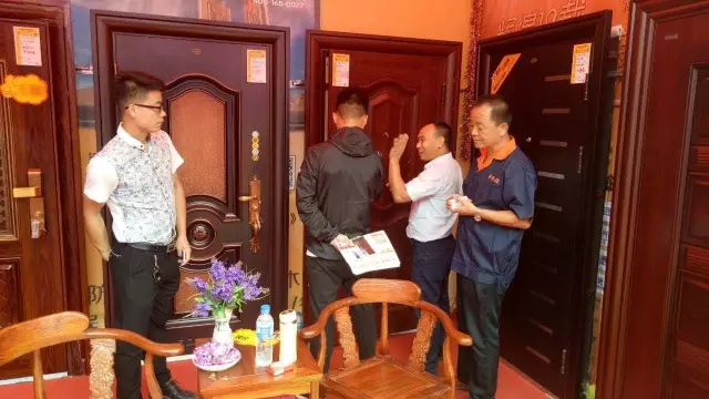 香蕉视频一区门业参展乐陵建材购物节，火爆全场！